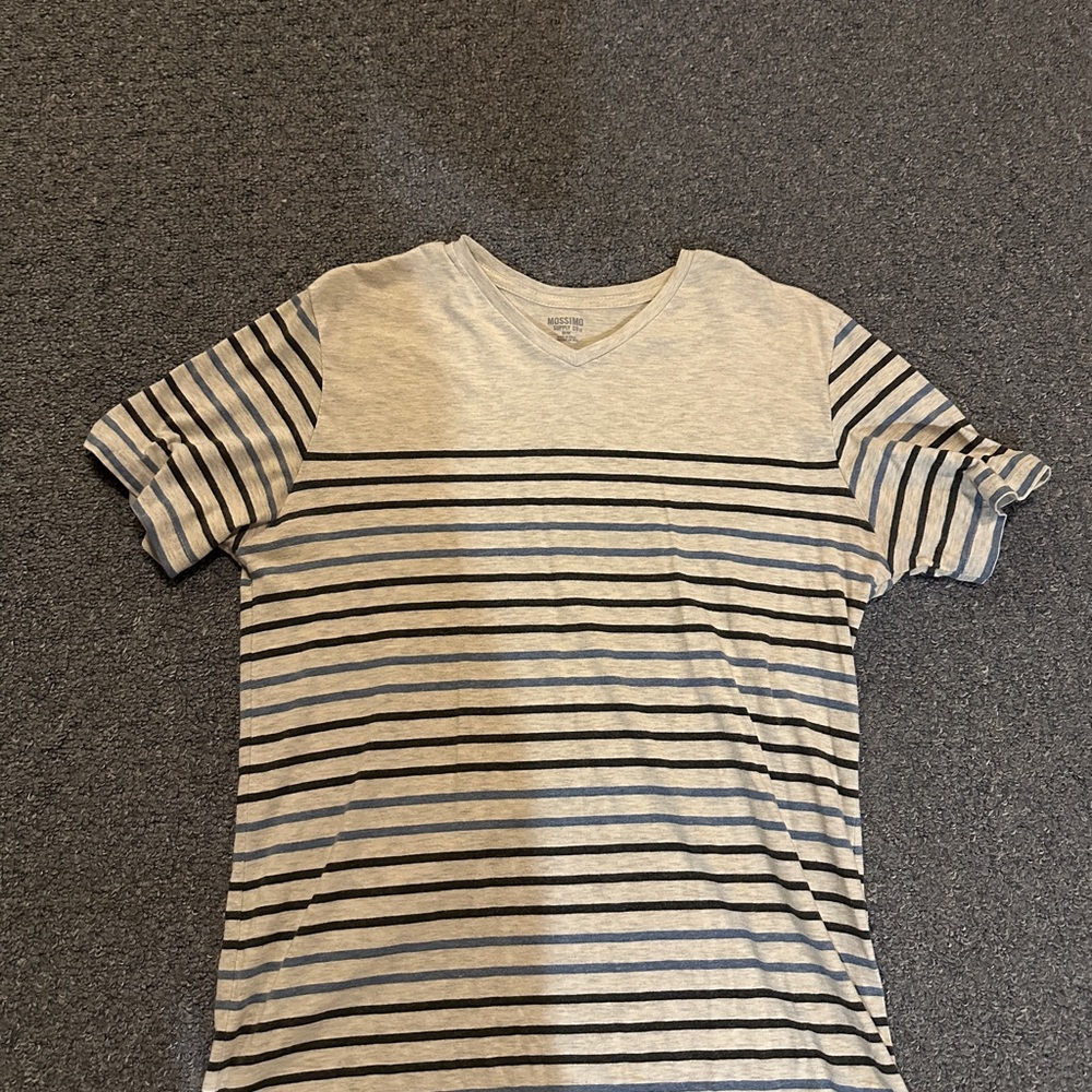 Mossimo Supply Co. Beige V-Neck Tee